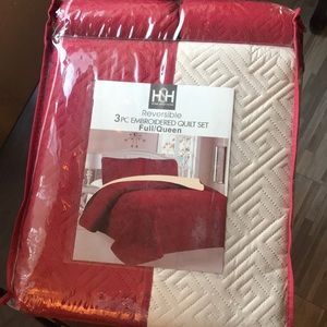 3pc Embroidered Quilt Set